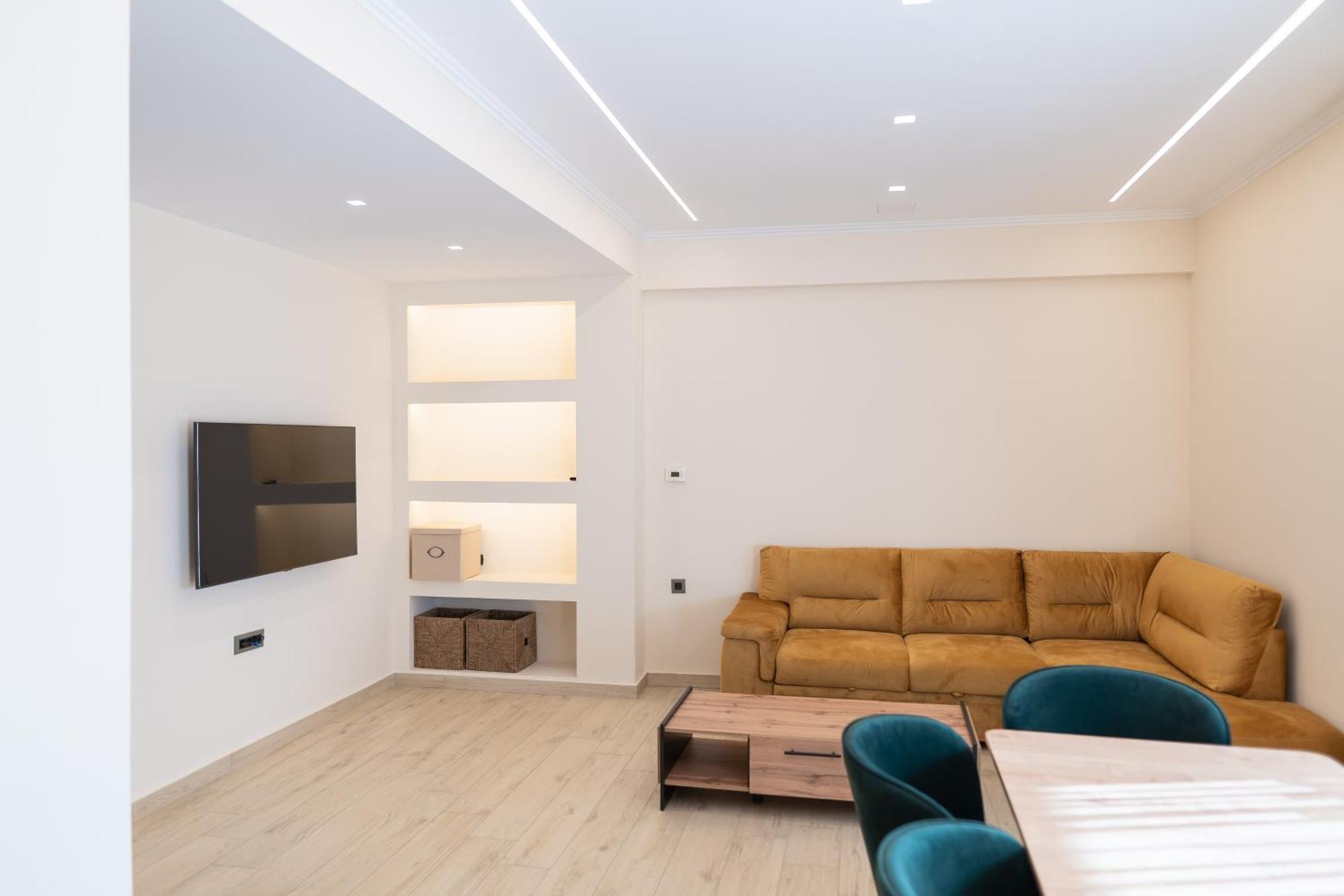 Elegance Suites 플라타리아 외부 사진