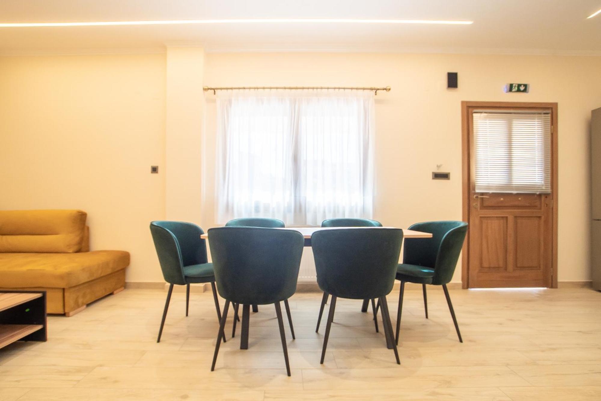 Elegance Suites 플라타리아 외부 사진